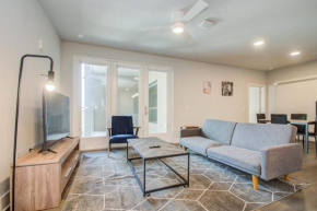 Modern Chic 3BR in Houston by Stay Gia